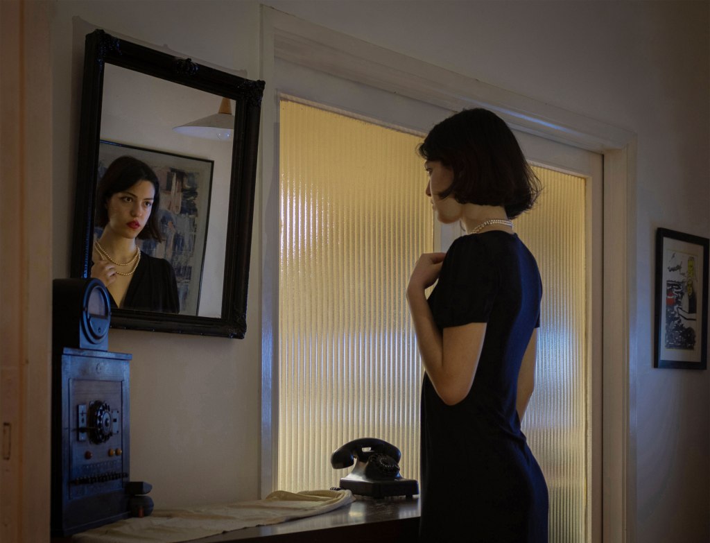 Alkini_Mirror